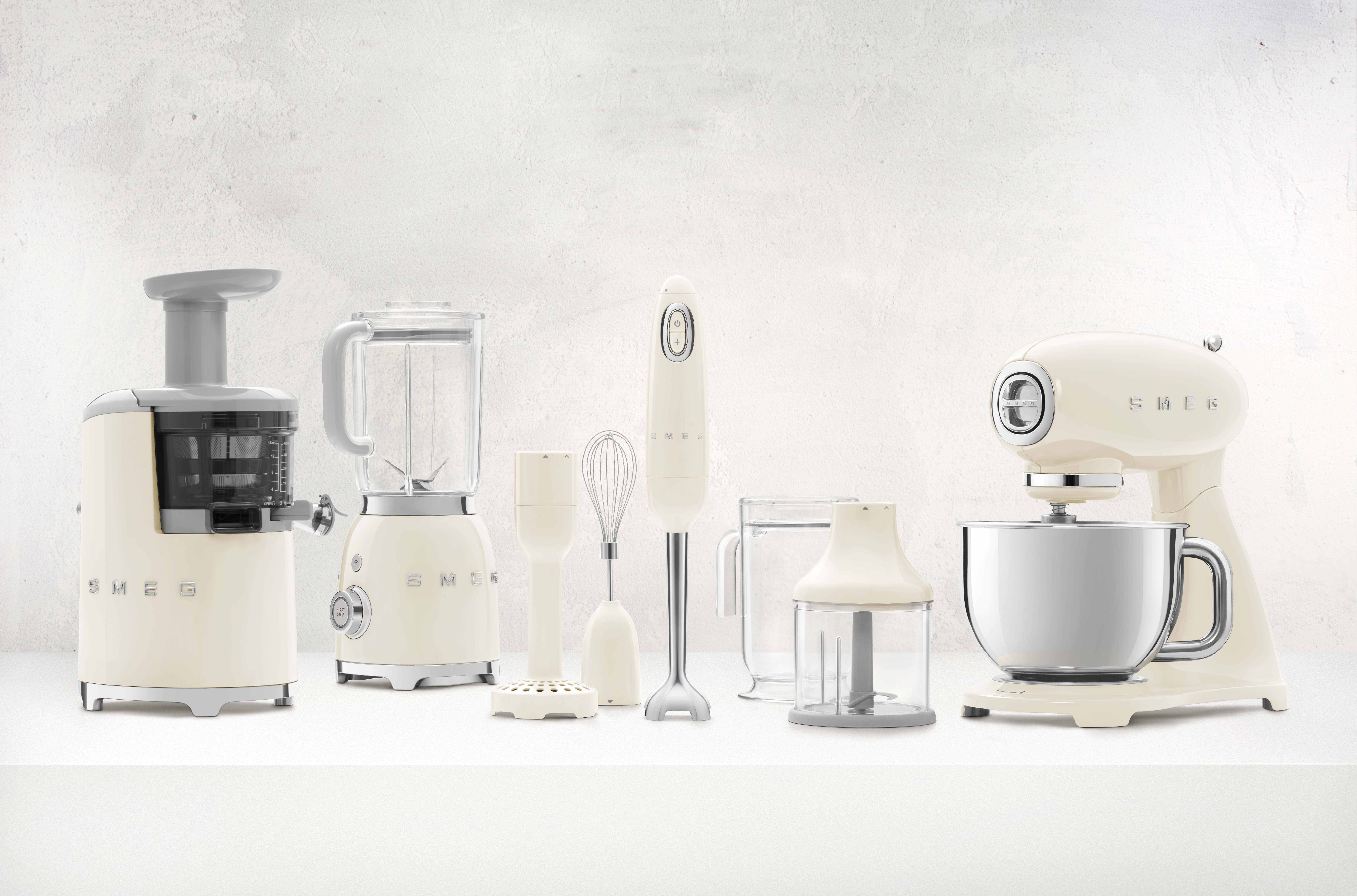 Smeg 50's Style Køkkenmaskine SMF03CREU Creme